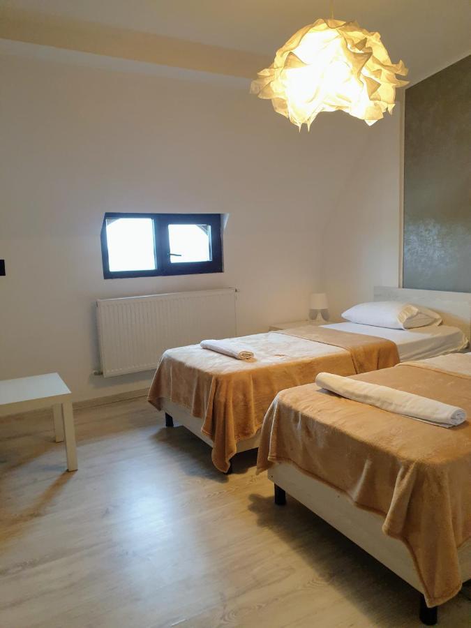 Hotel Queen Bükreş Dış mekan fotoğraf
