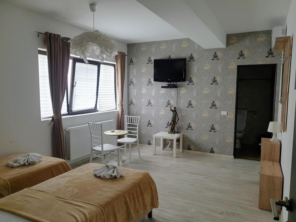 Hotel Queen Bükreş Dış mekan fotoğraf