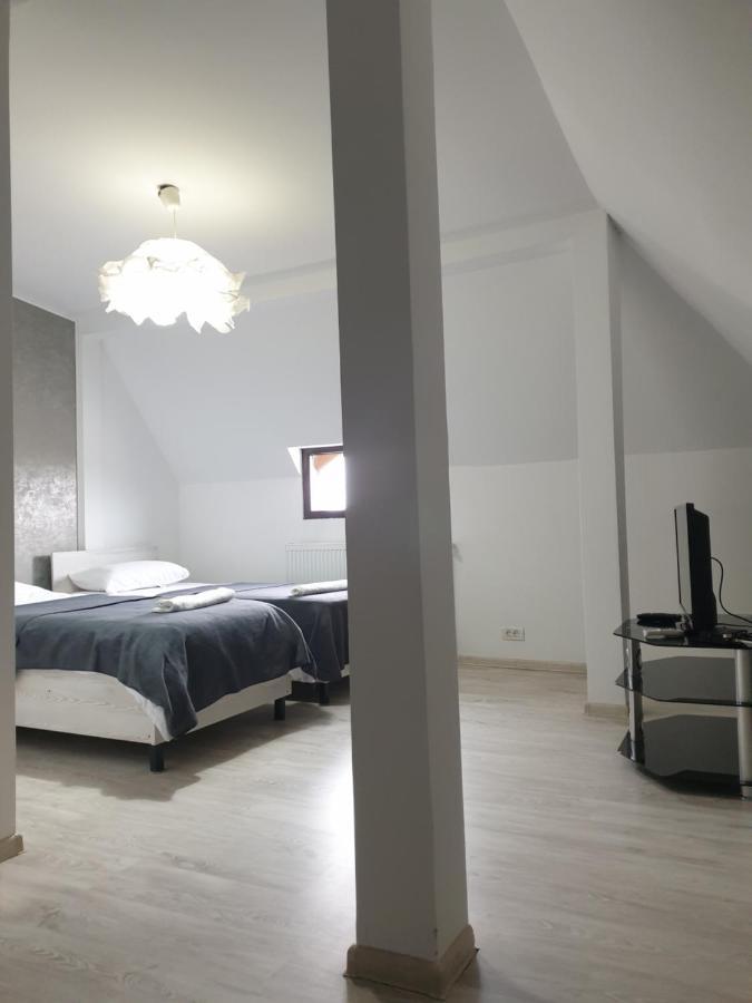 Hotel Queen Bükreş Dış mekan fotoğraf