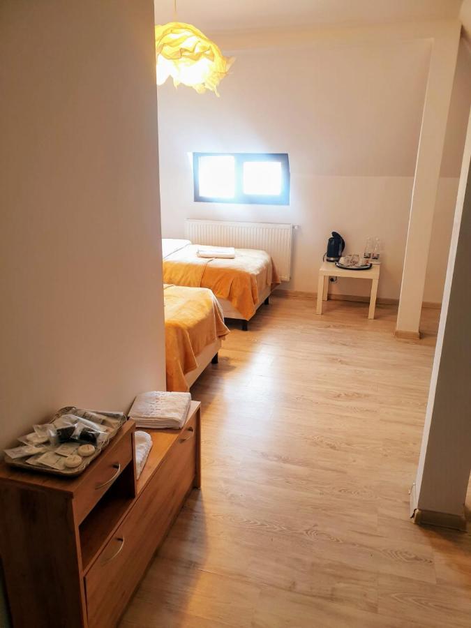 Hotel Queen Bükreş Dış mekan fotoğraf